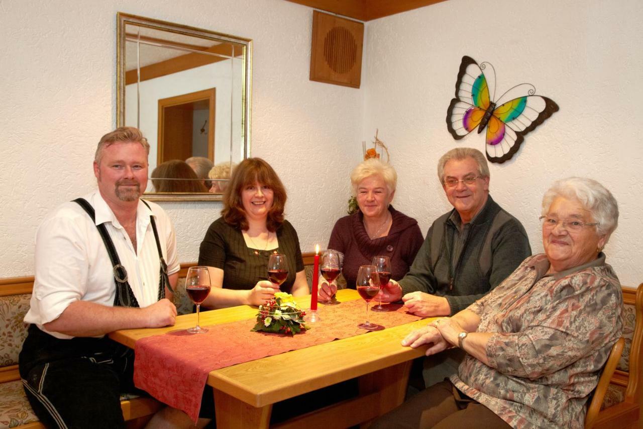 Pension Memminger Windorf  Buitenkant foto